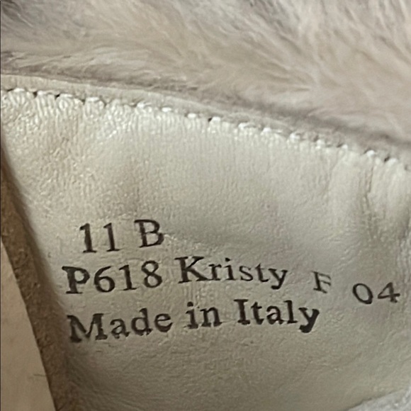 EUC Coach Tan and White Mules with Plush Fur Trim - Picture 7 of 7